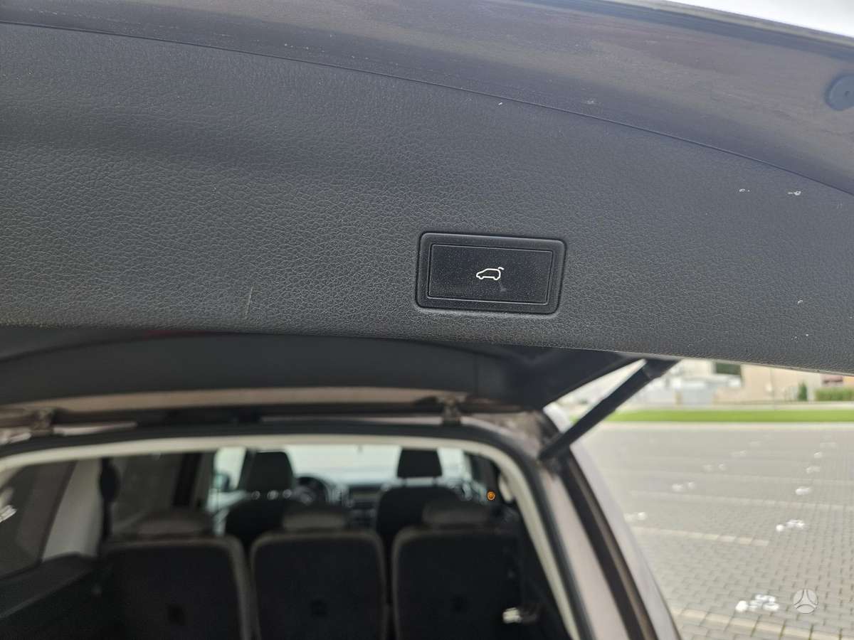 Volkswagen Sharan - 7