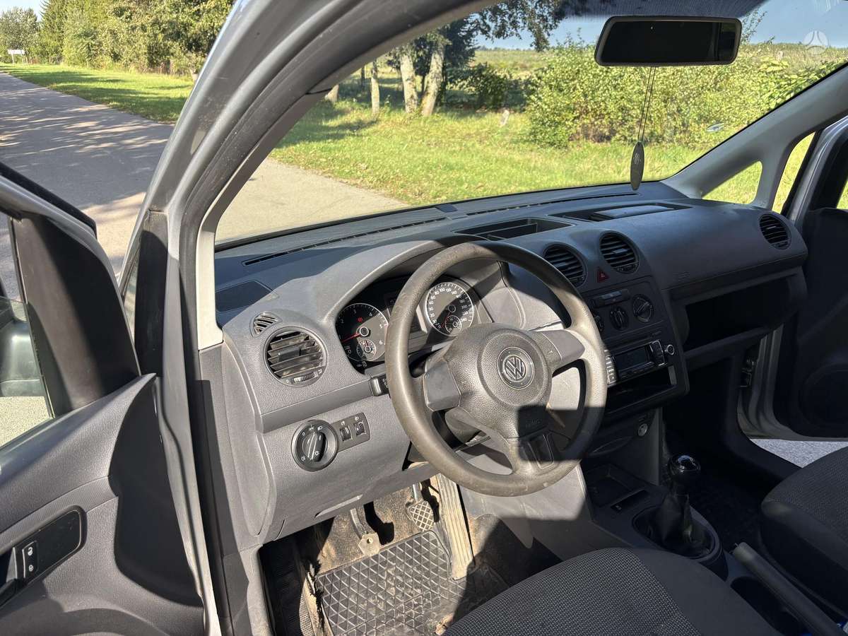 Volkswagen Caddy - 10