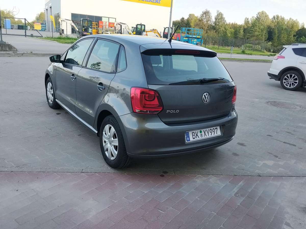 Volkswagen Polo - 4