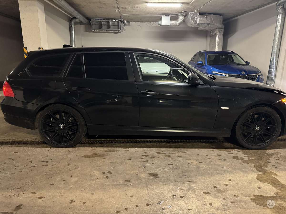 BMW 330, 3.0 l., Универсал