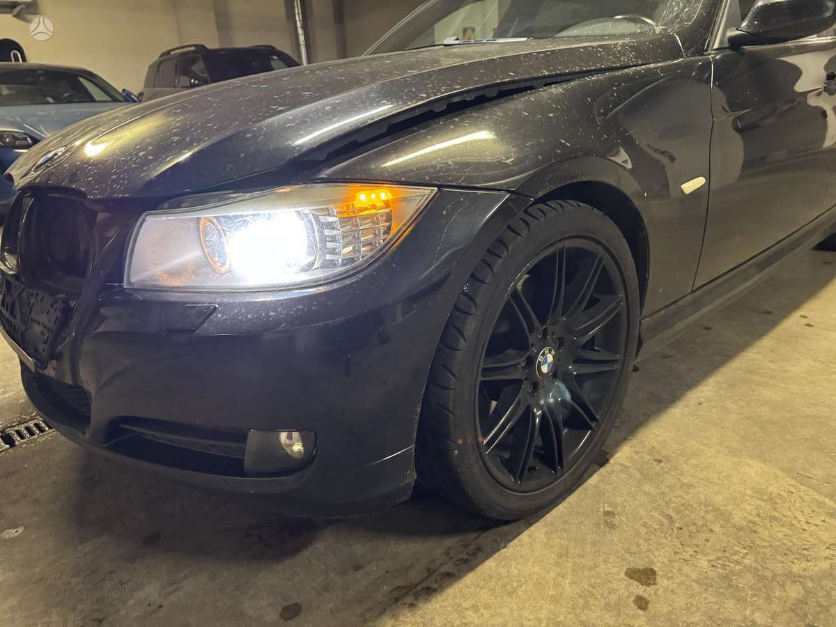 BMW 330, 3.0 l., Универсал