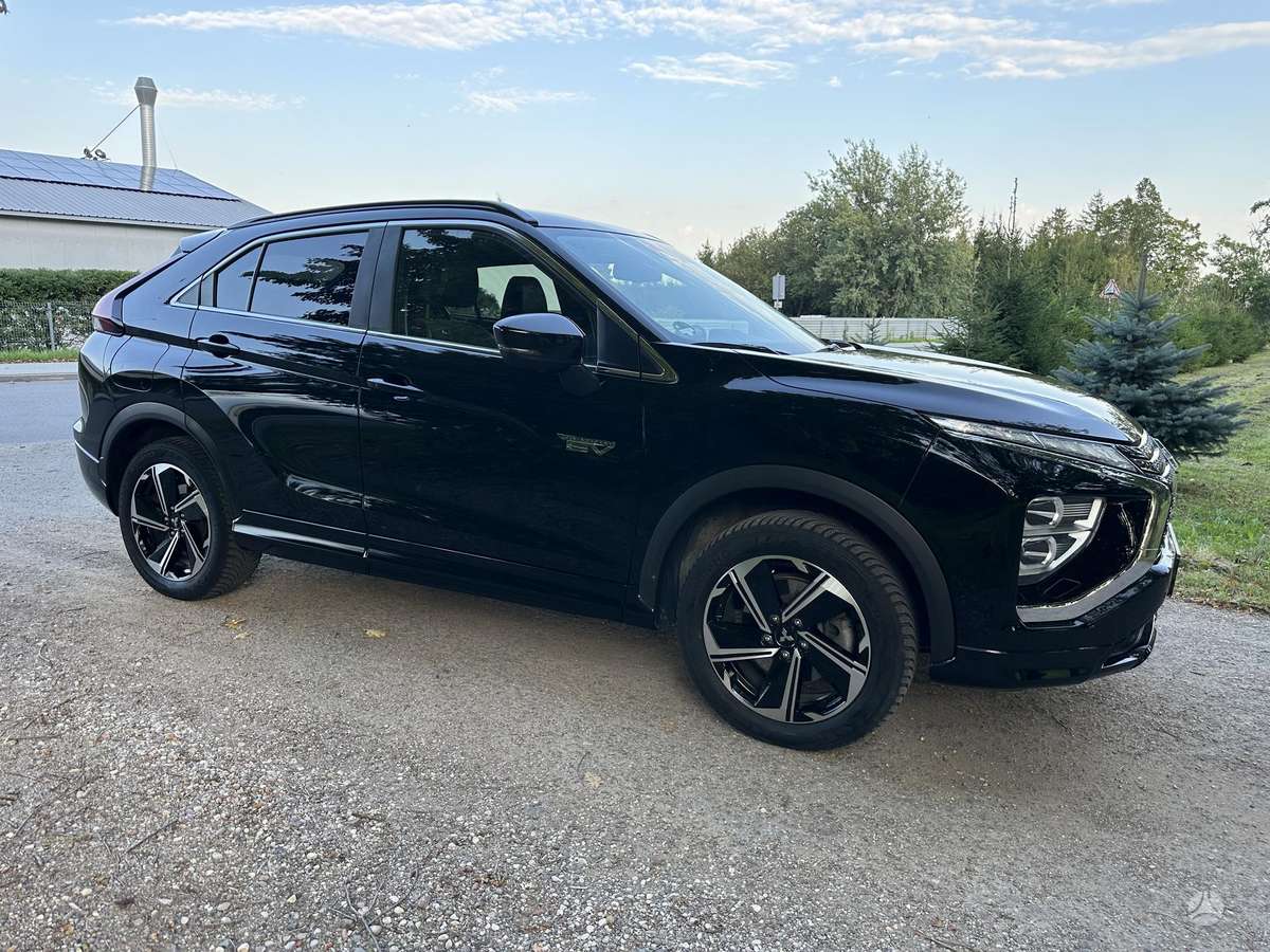 Mitsubishi Eclipse Cross - 4