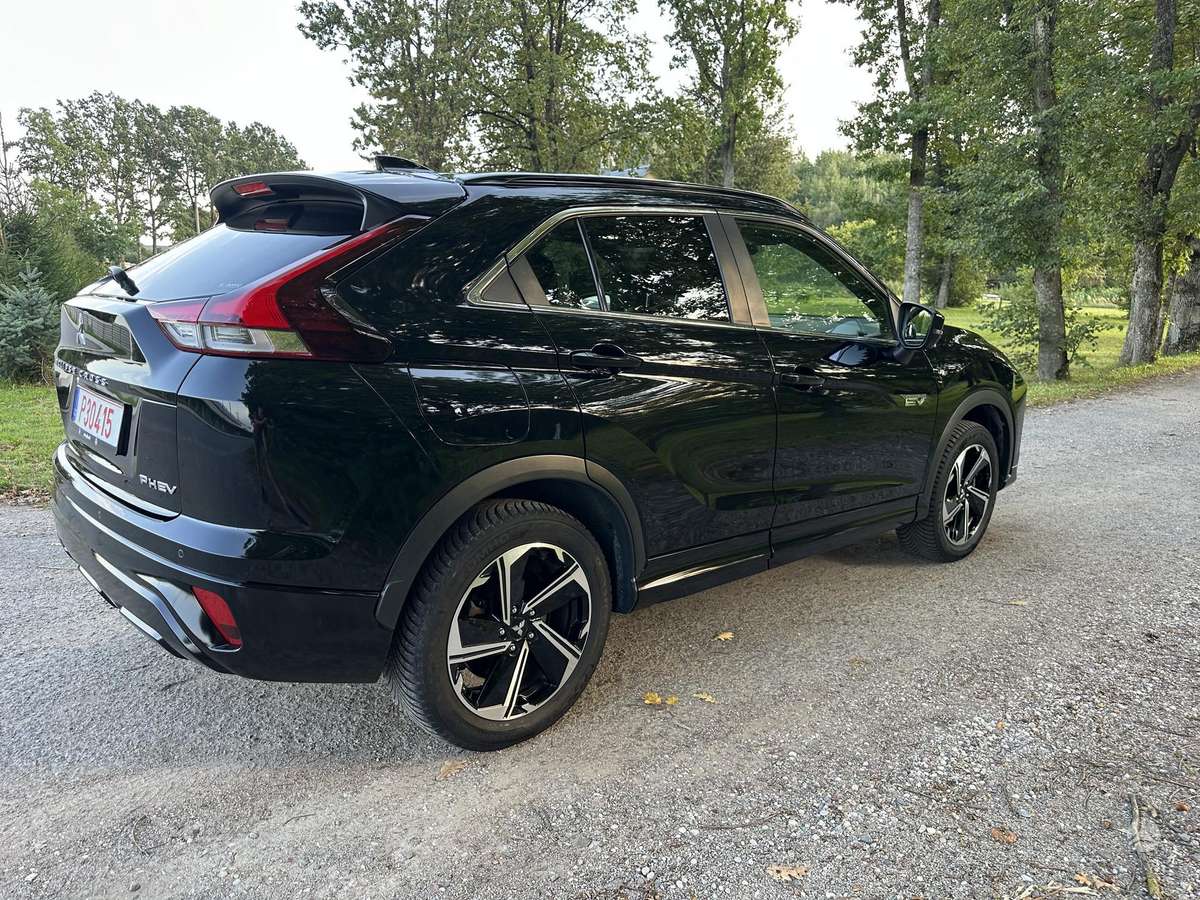 Mitsubishi Eclipse Cross - 5