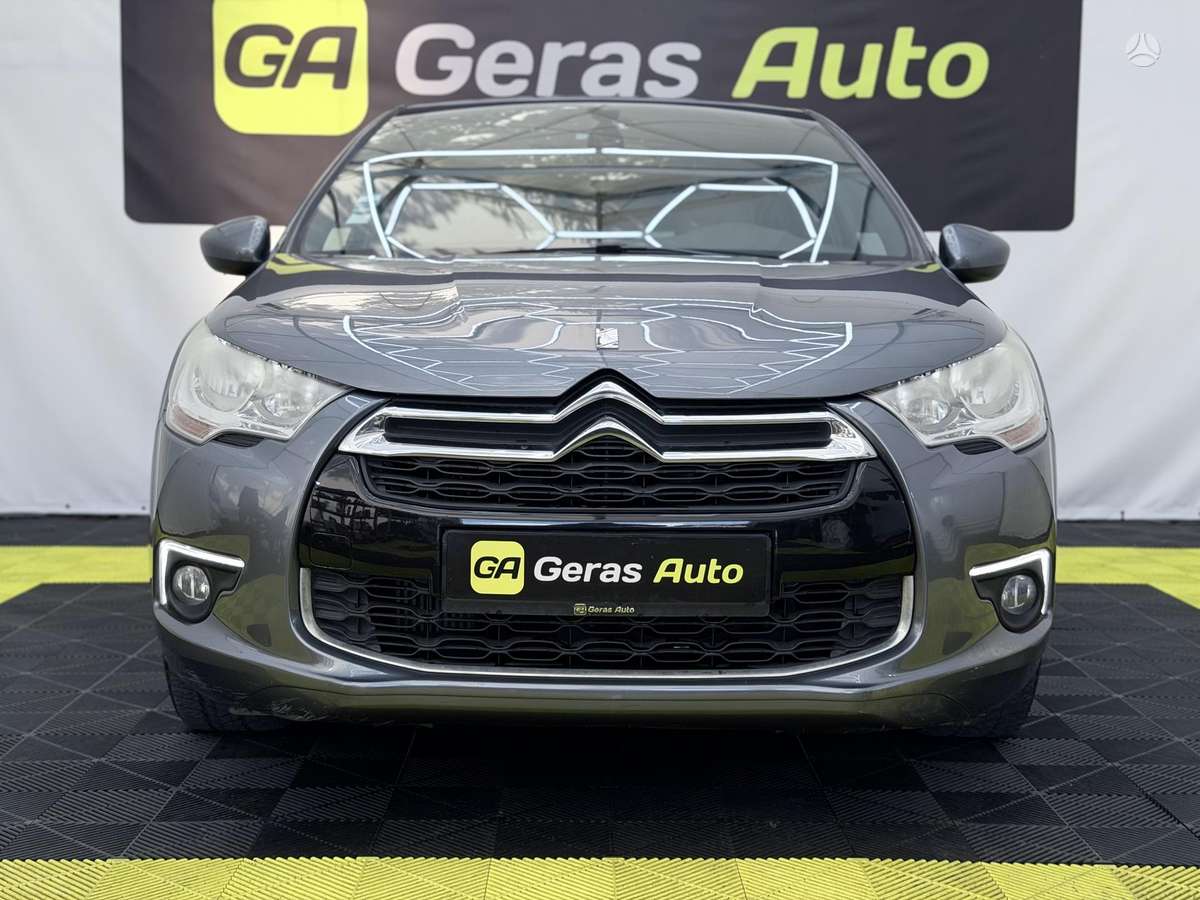 Citroen DS4, 1.6 l., Хэтчбек