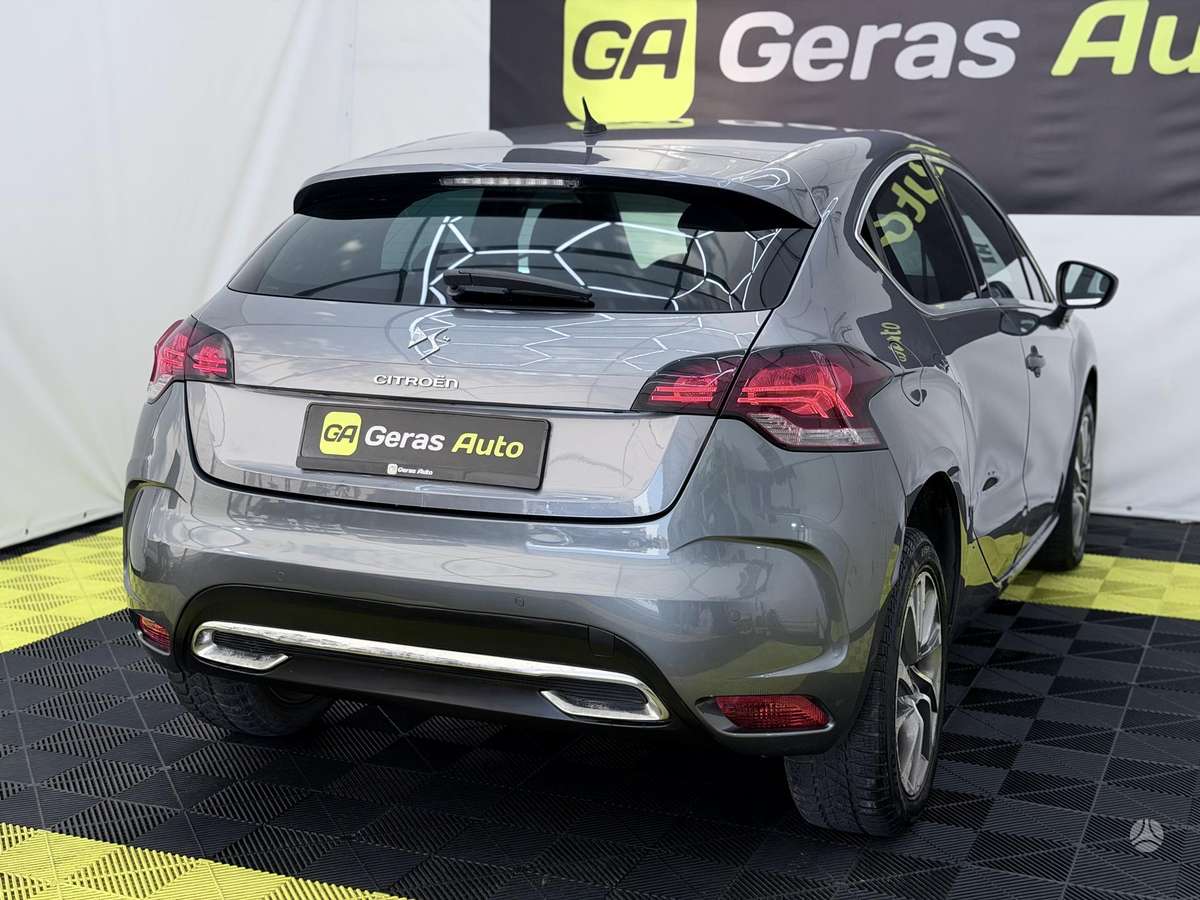 Citroen DS4, 1.6 l., Хэтчбек