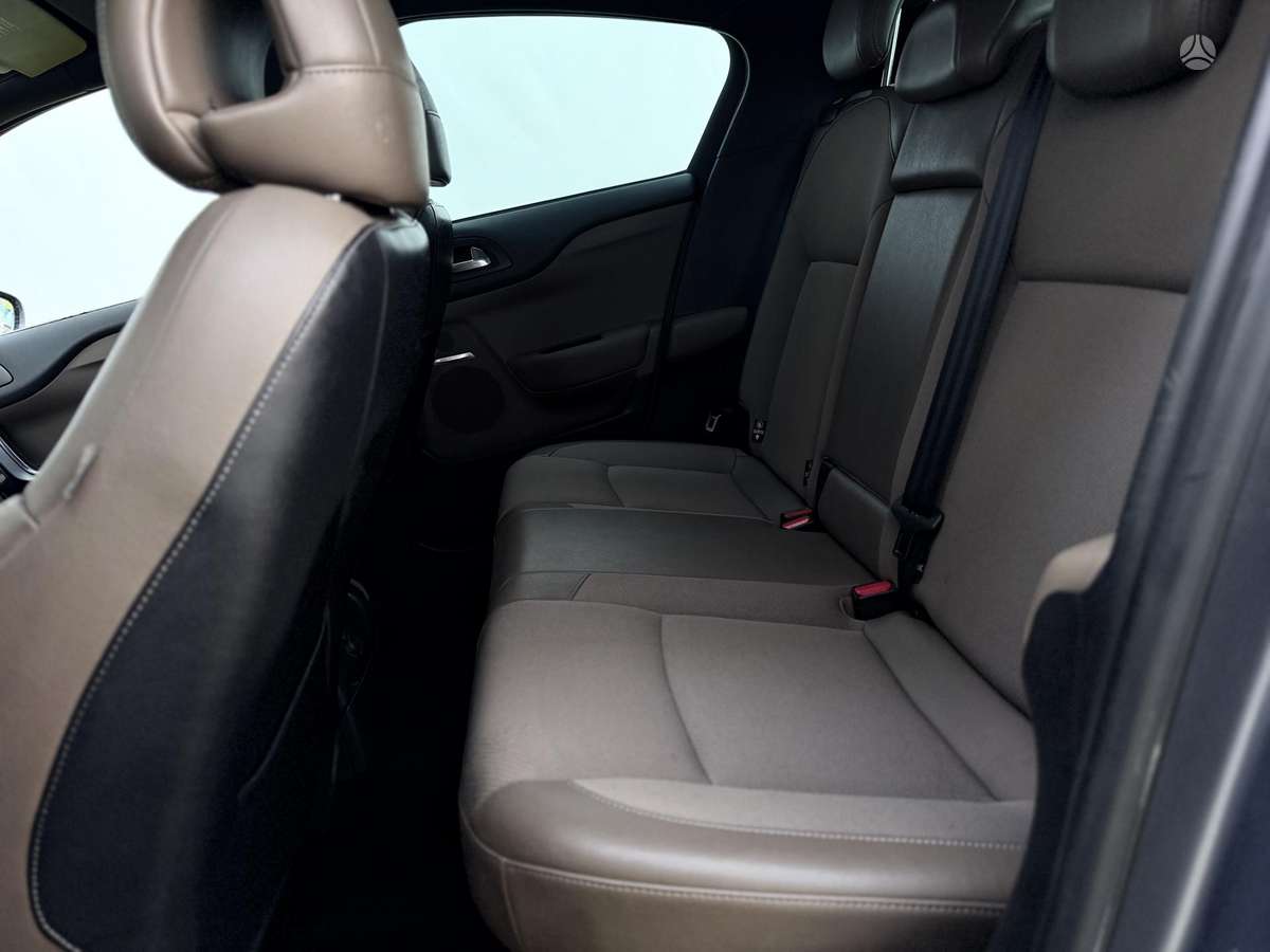 Citroen DS4, 1.6 l., Хэтчбек