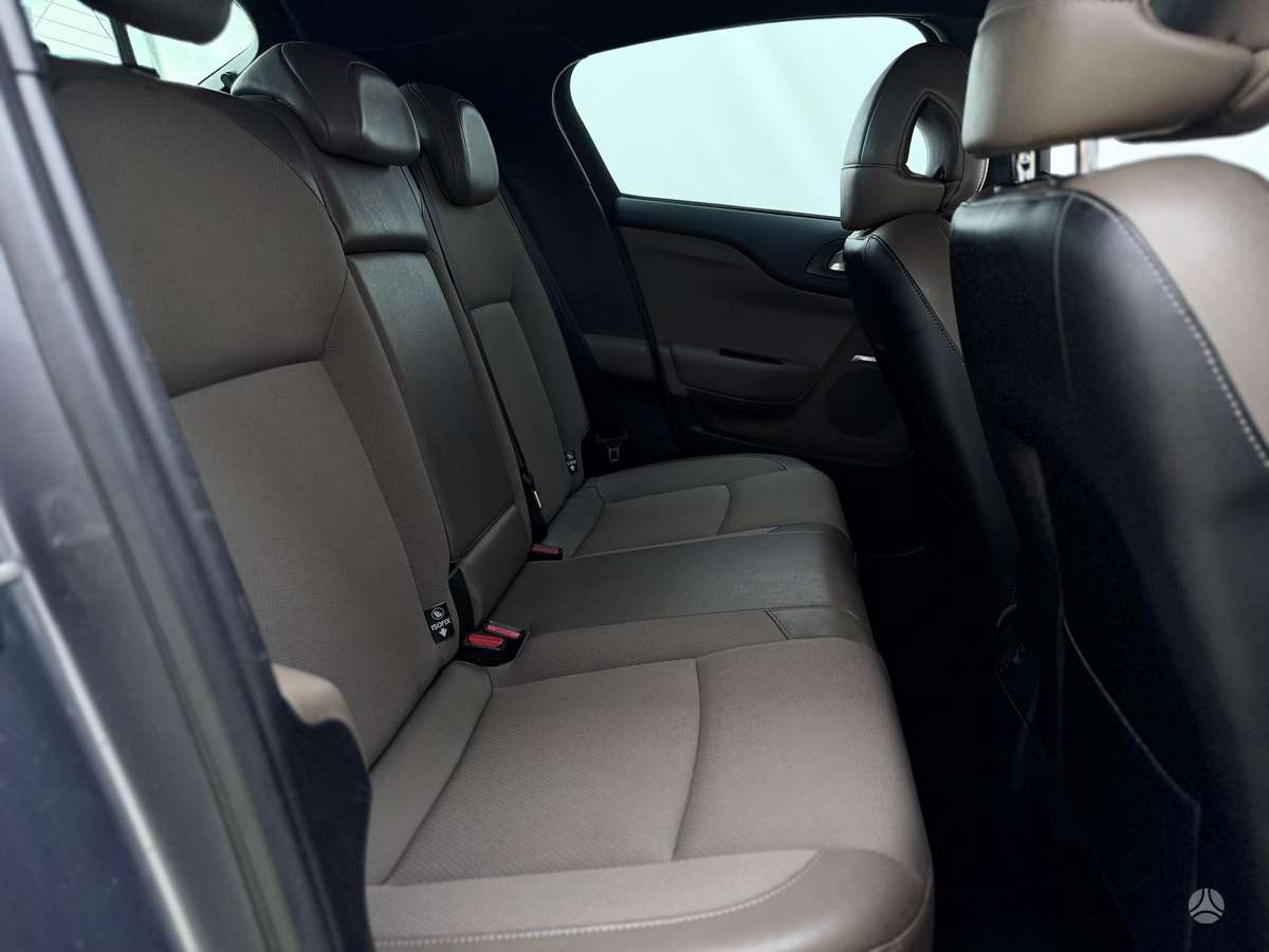 Citroen DS4, 1.6 l., Хэтчбек