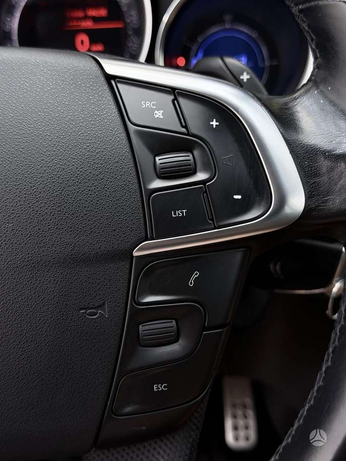 Citroen DS4, 1.6 l., Хэтчбек