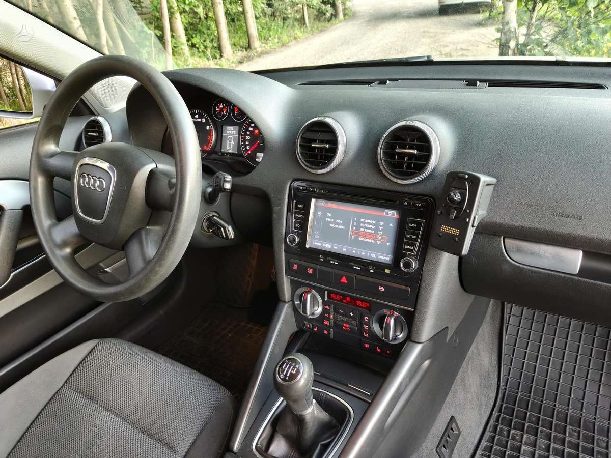 Audi A3, 1.6 l., coupe