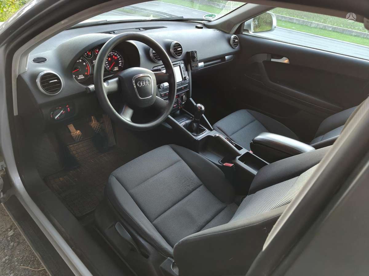 Audi A3, 1.6 l., coupe
