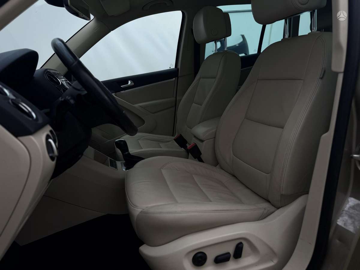 Volkswagen Tiguan - 10
