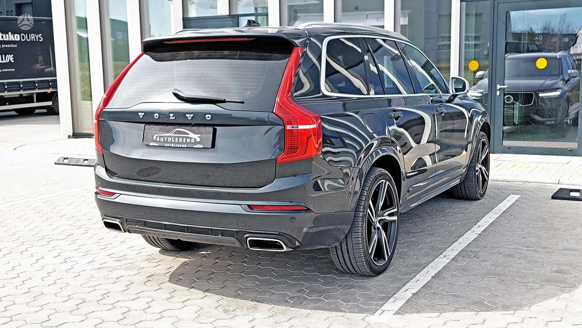 Volvo XC90 - 12