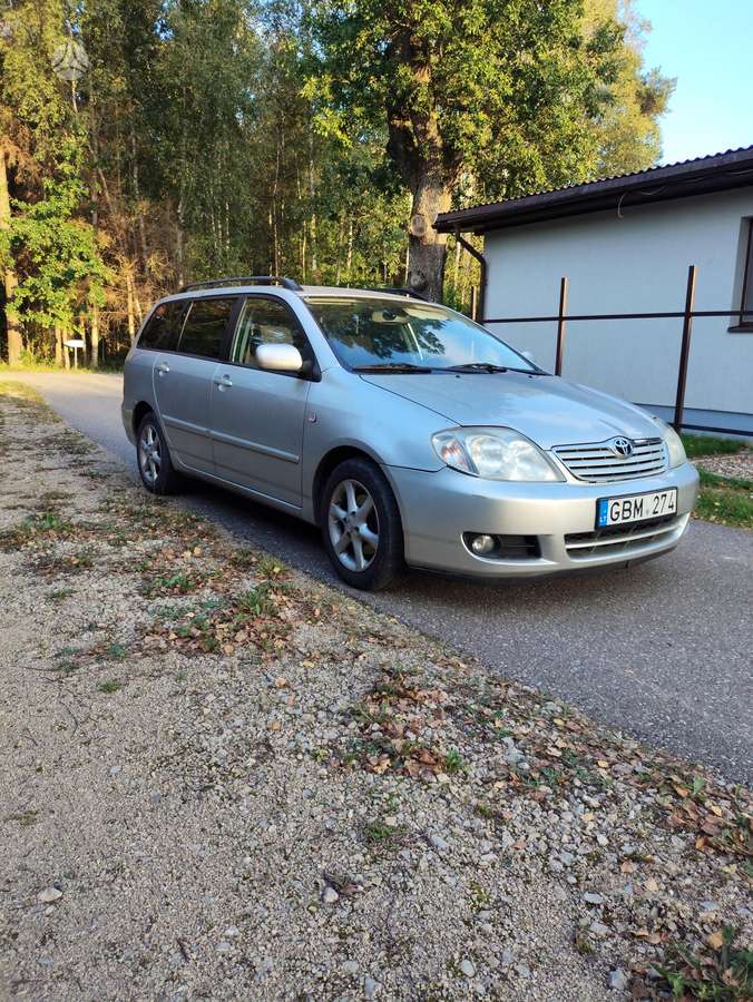 Toyota Corolla, 2.0 l., Хэтчбек