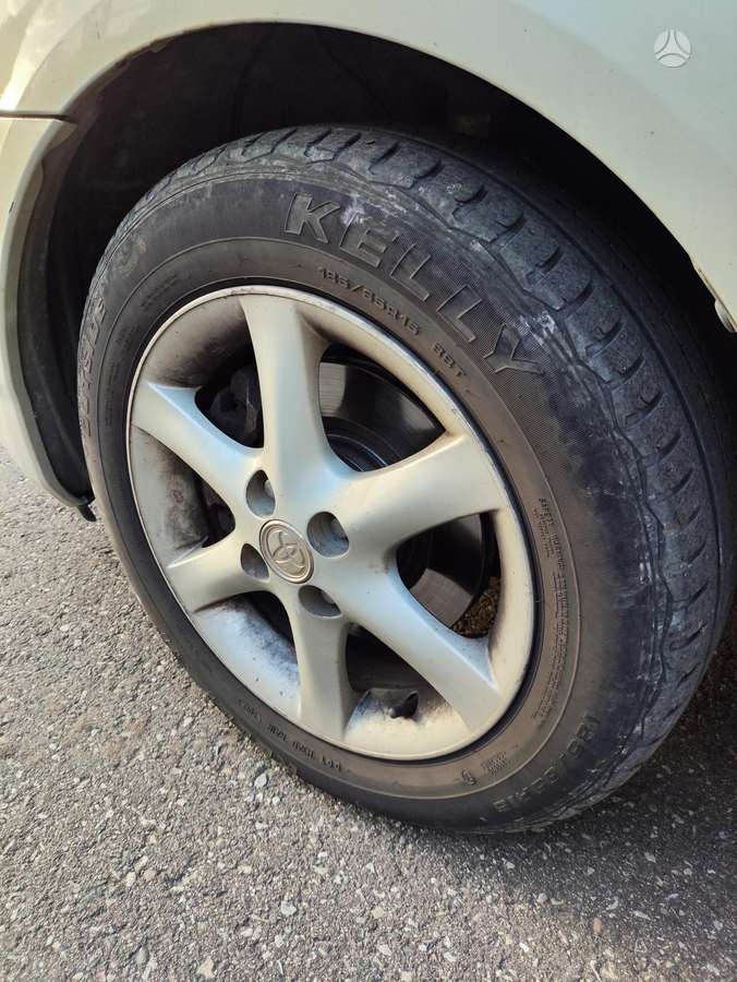 Toyota Corolla, 2.0 l., Хэтчбек