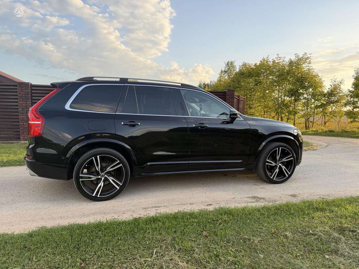 Volvo XC90 - 5