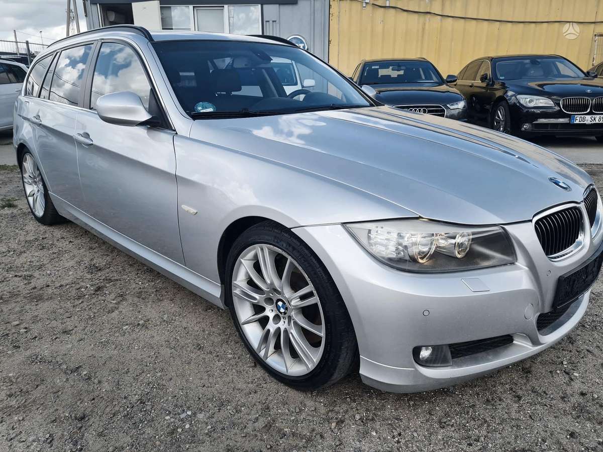 BMW 330, 3.0 l., Универсал