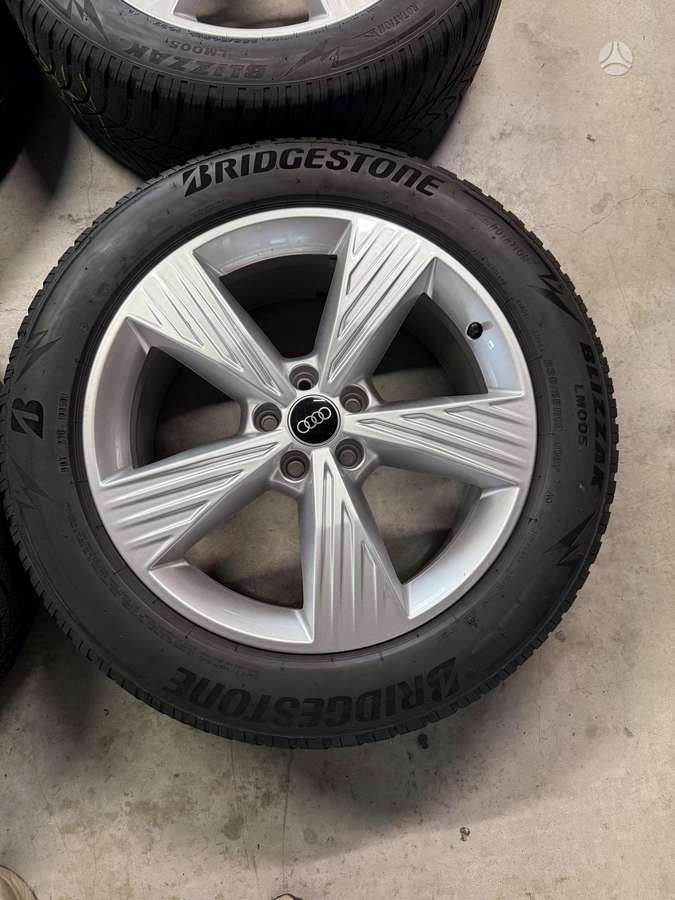 Audi 89A601025B Q4 E-tron, легкосплавные , R19