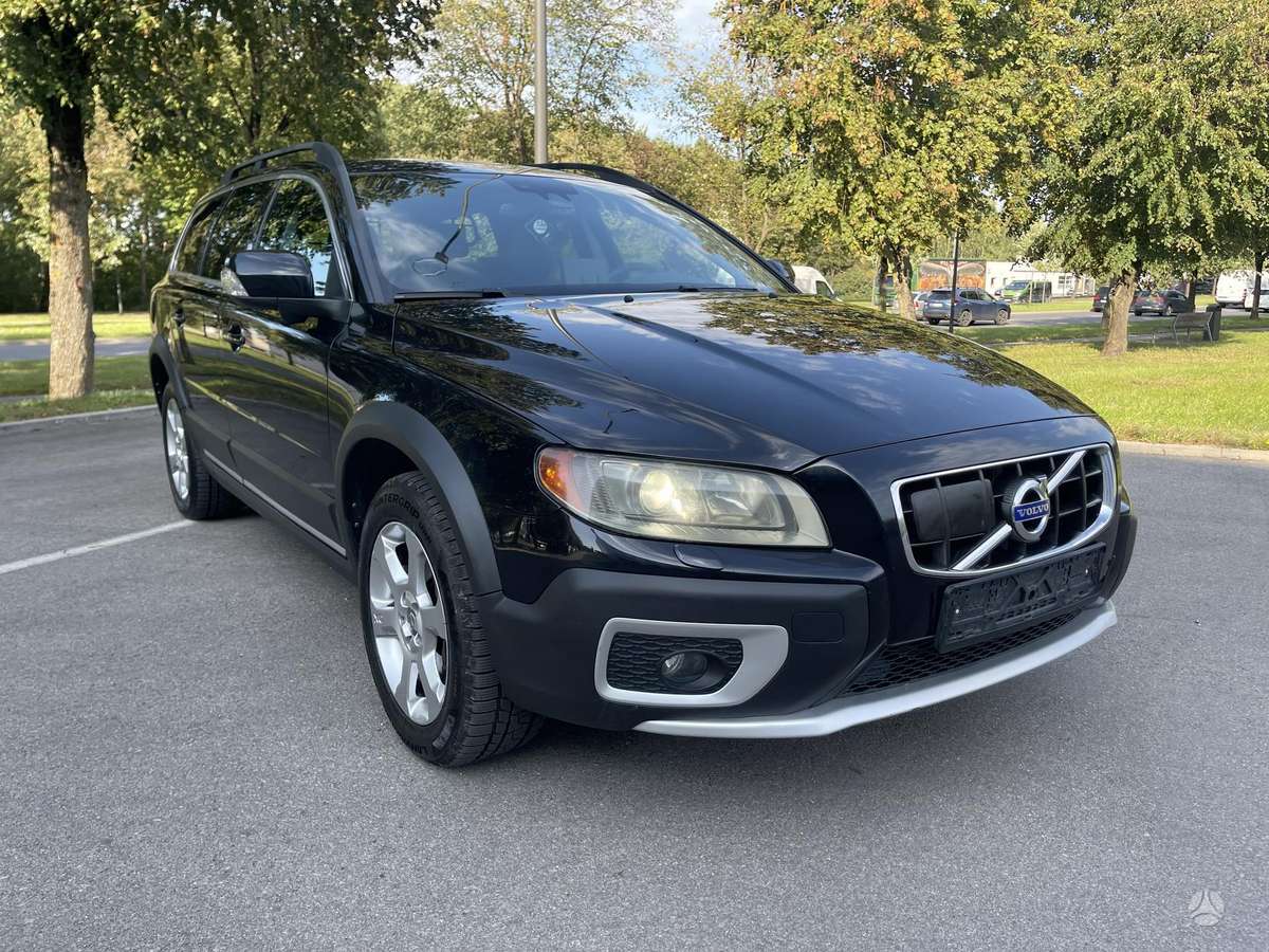 Volvo XC70, 2.0 l., Универсал