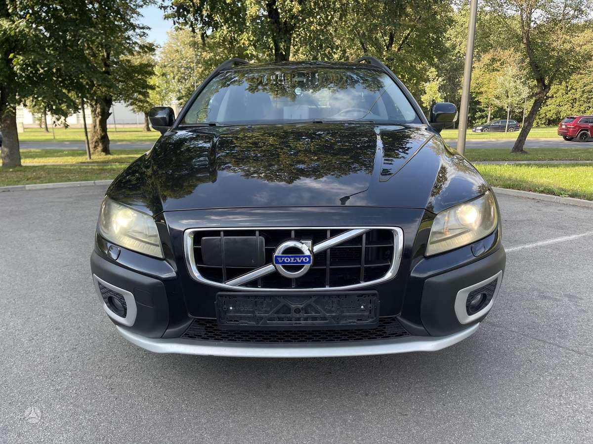 Volvo XC70, 2.0 l., Универсал