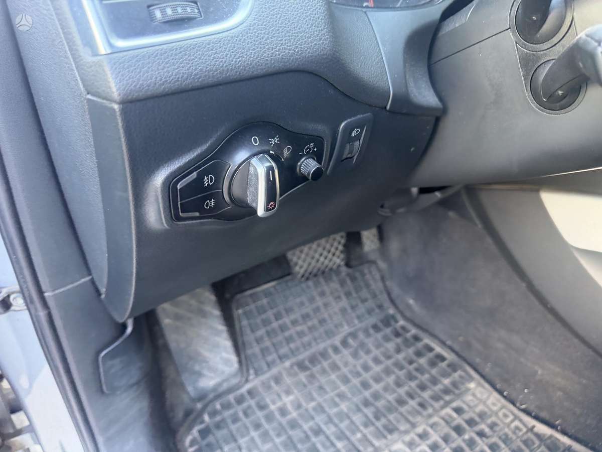 Audi Q5, 3.0 l., off-road / crossover