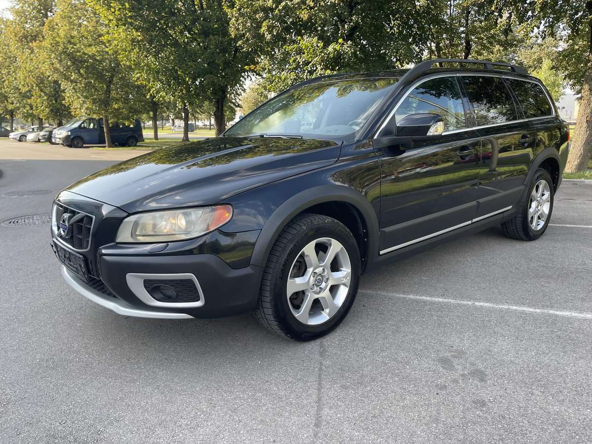 Volvo XC70 - 6