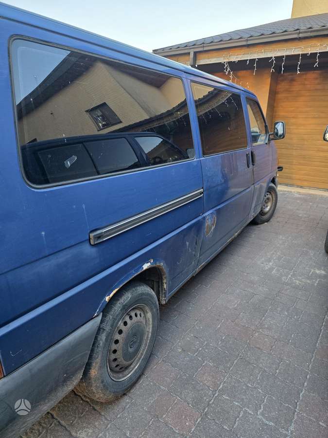 Volkswagen Transporter - 3
