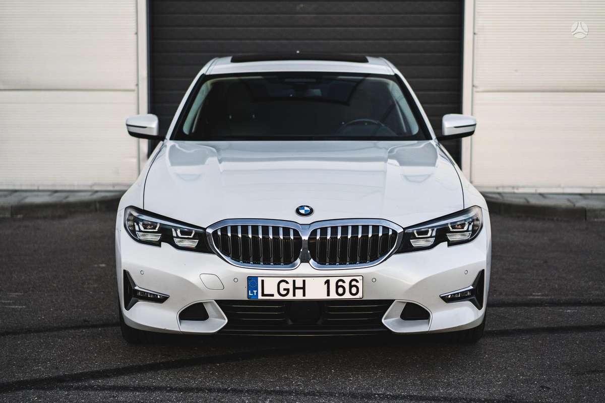 BMW 320, 2.0 l., Седан