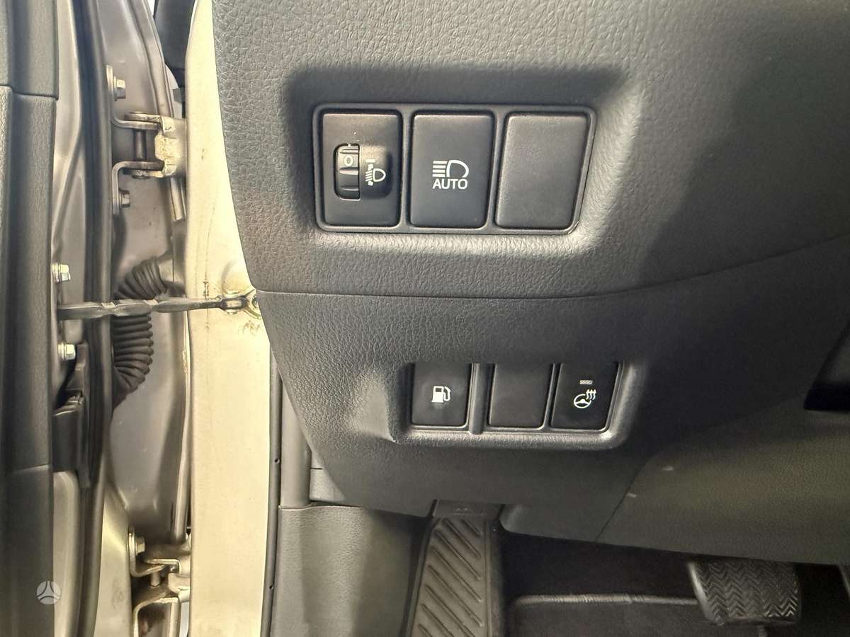 Toyota C-HR - 10
