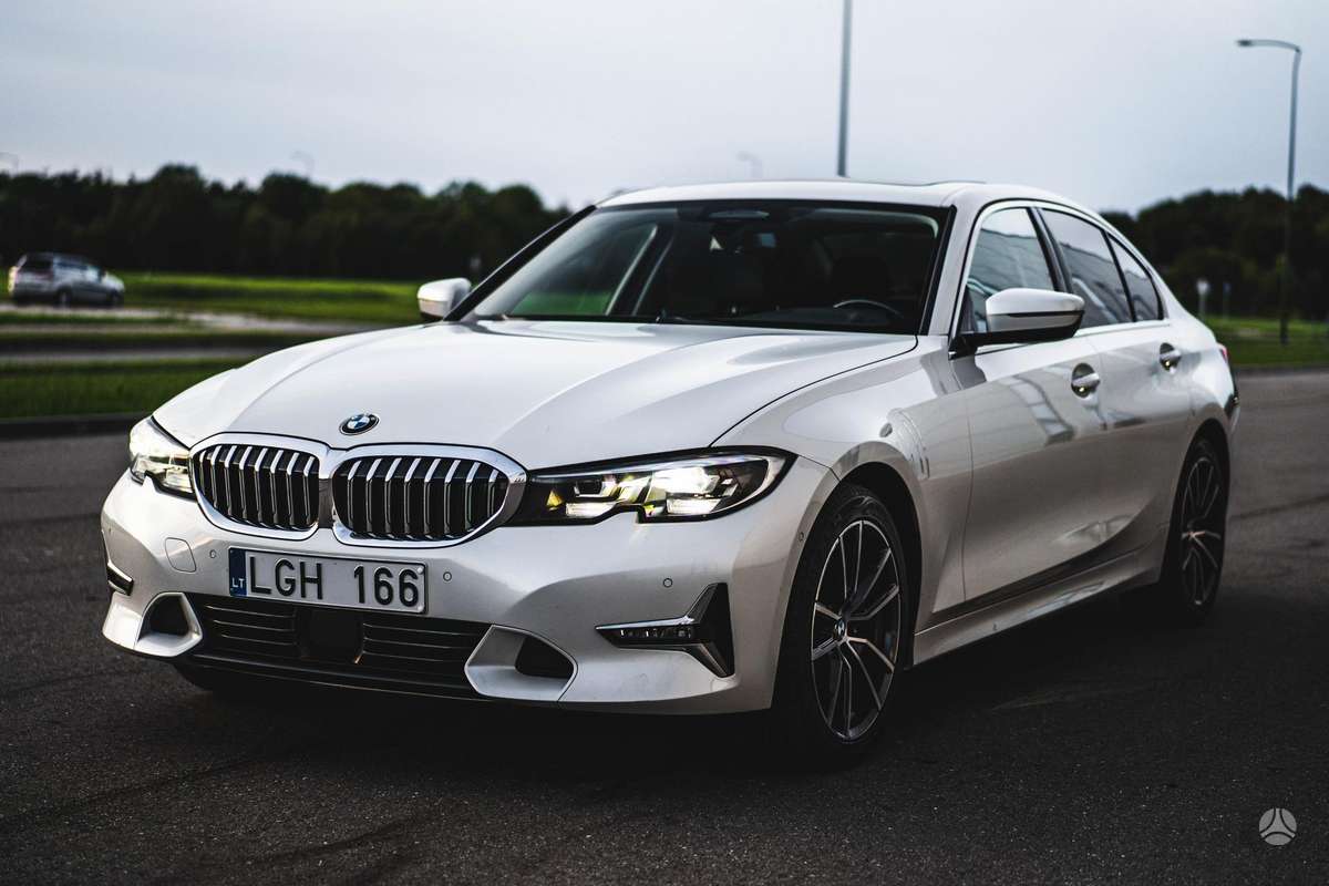 BMW 320, 2.0 l., Седан