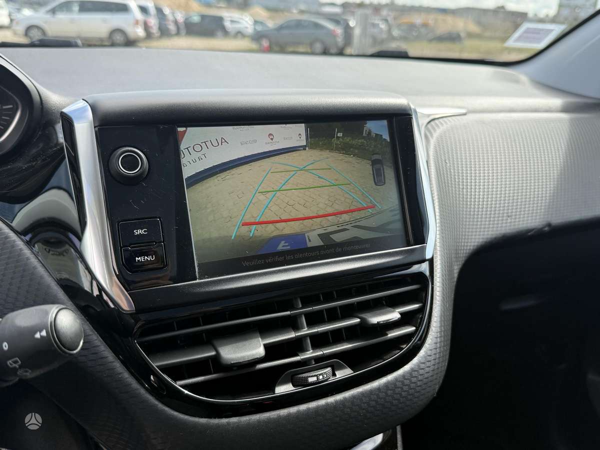 Peugeot 2008, 1.2 l., Хэтчбек