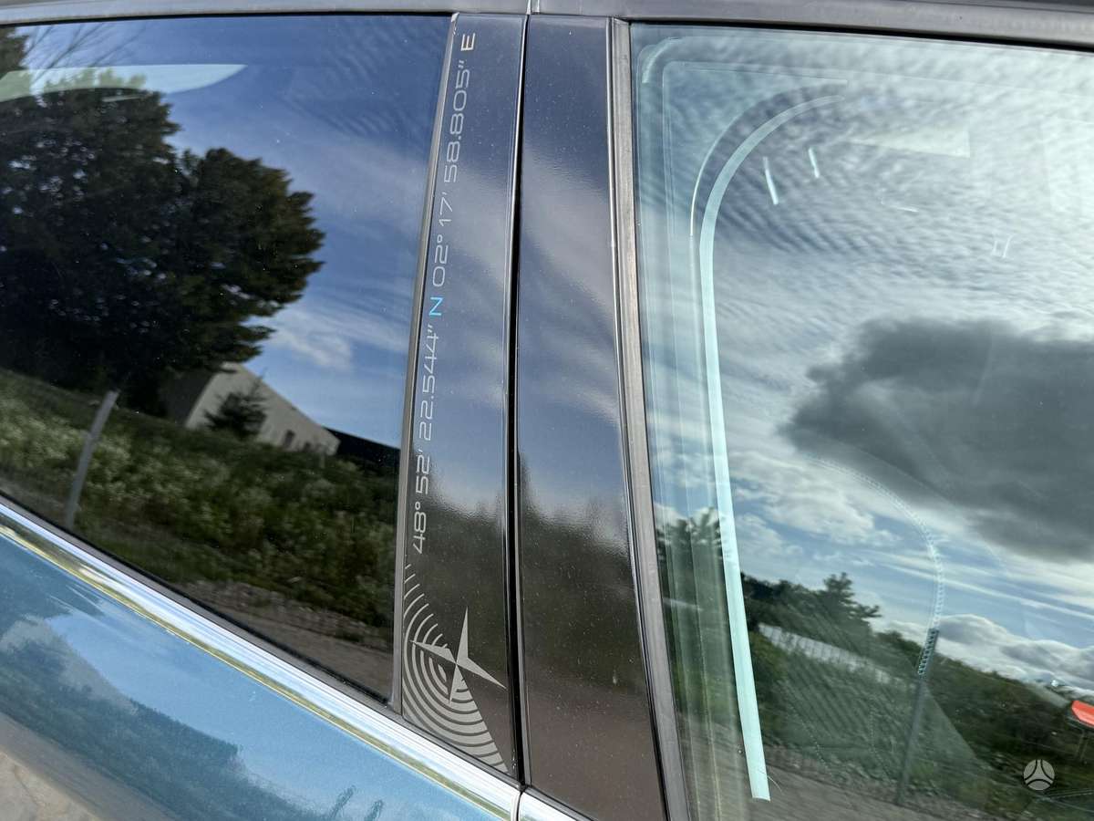 Peugeot 2008, 1.2 l., Хэтчбек