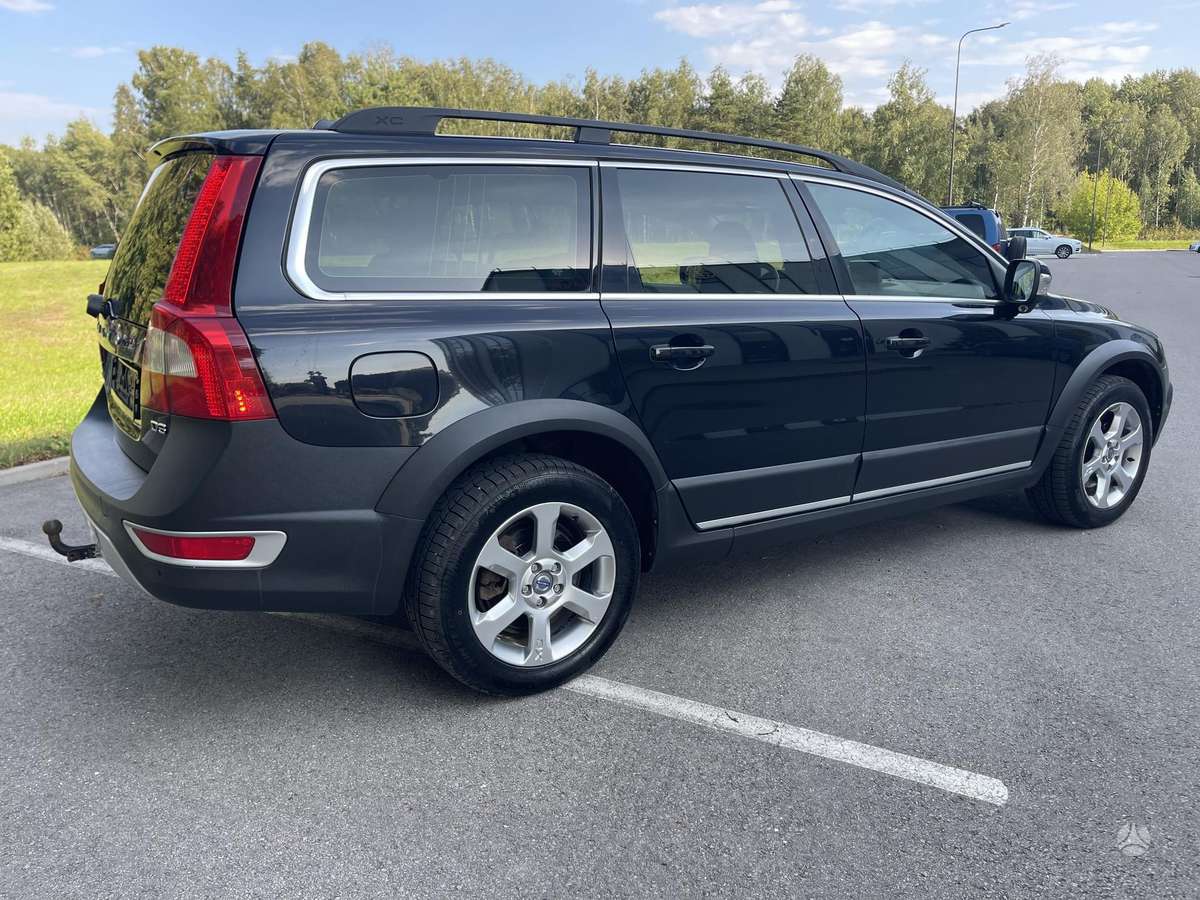 Volvo XC70, 2.0 l., Универсал