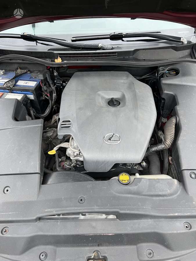 Lexus IS 220, 2.2 l., Седан