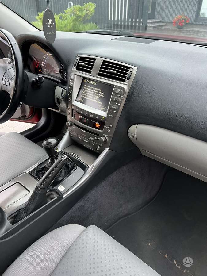 Lexus IS 220, 2.2 l., Седан