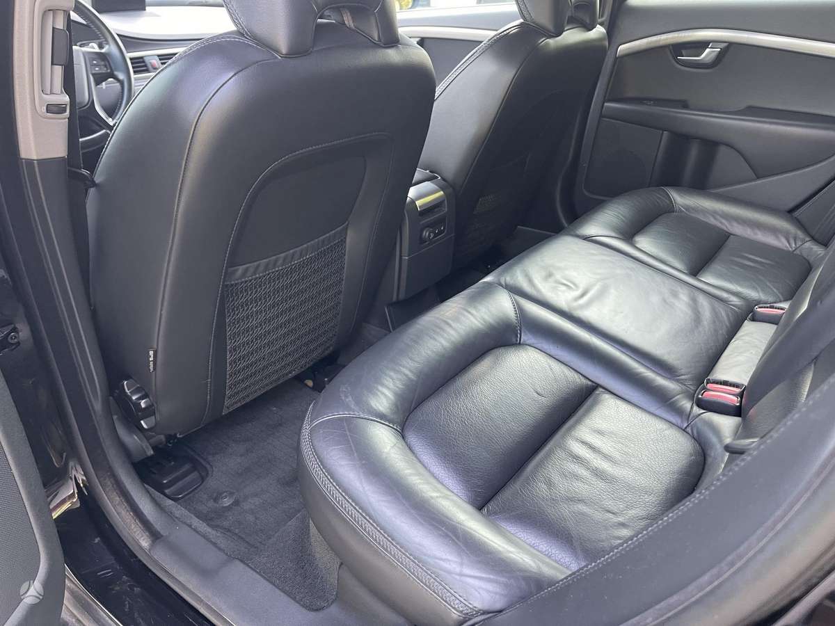 Volvo XC70, 2.0 l., Универсал