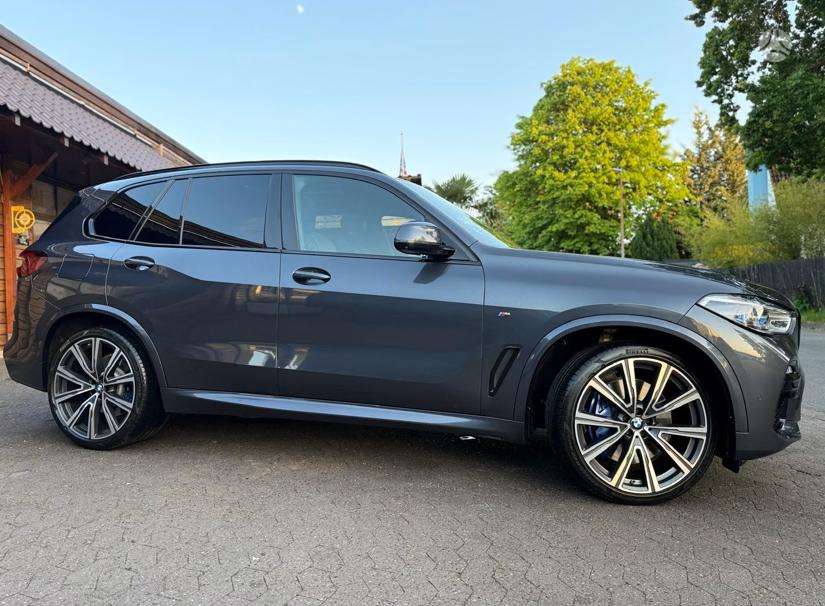 BMW X5, Внедорожник / Кроссовер