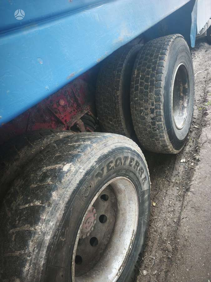 Iveco 230E27, dumpers with crane