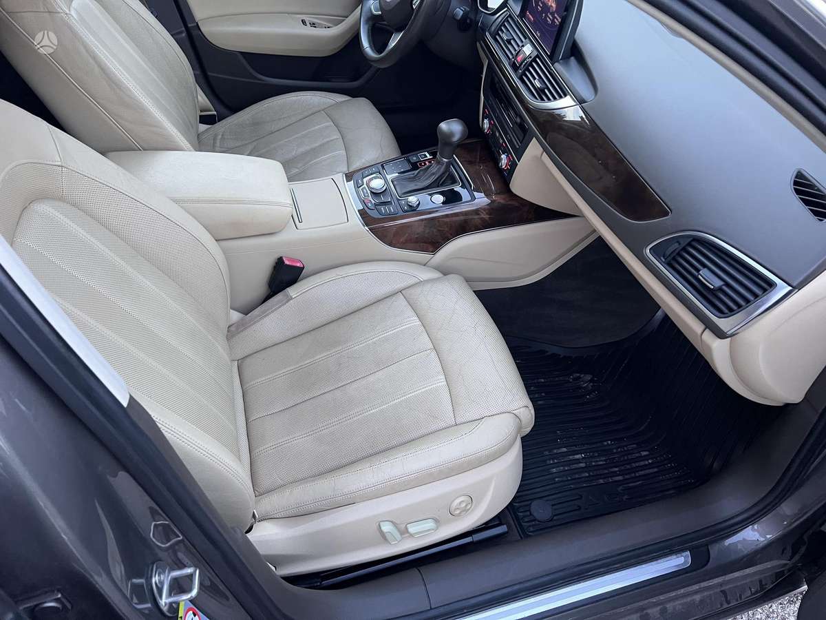 Audi A6, 2.0 l., Седан