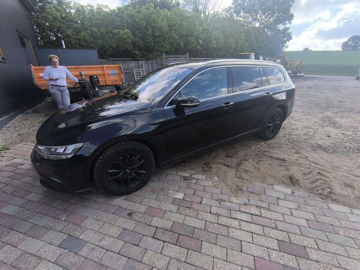 Volkswagen Passat - 3