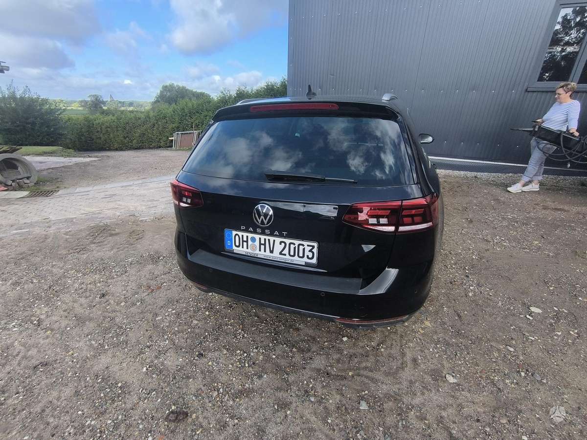 Volkswagen Passat - 6