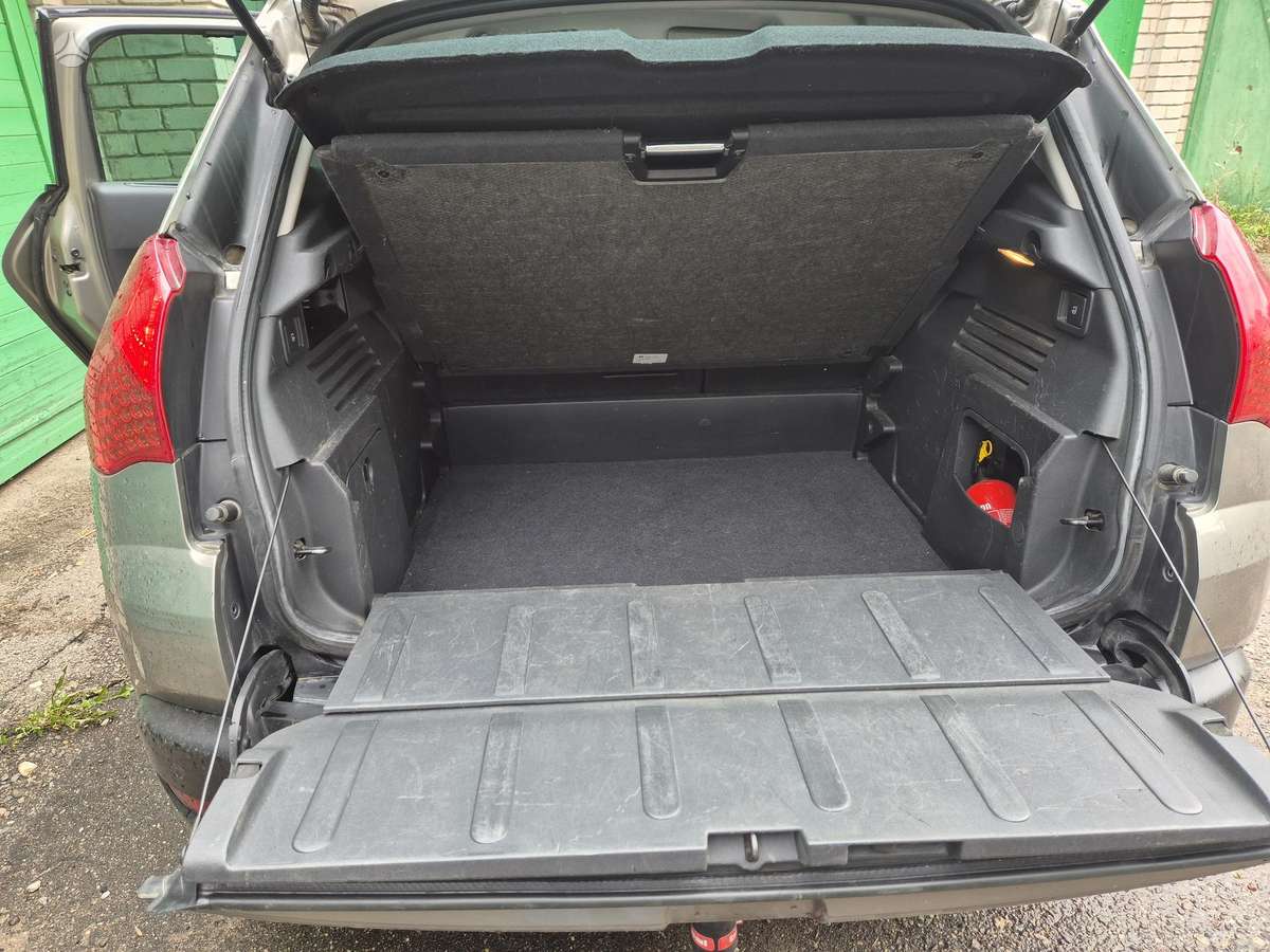 Peugeot 3008 - 8