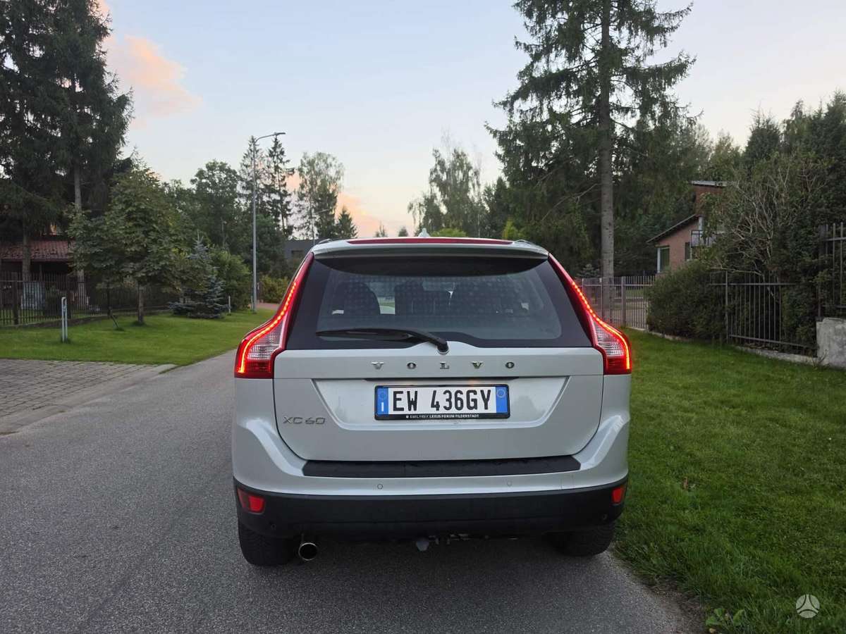 Volvo XC60 - 8
