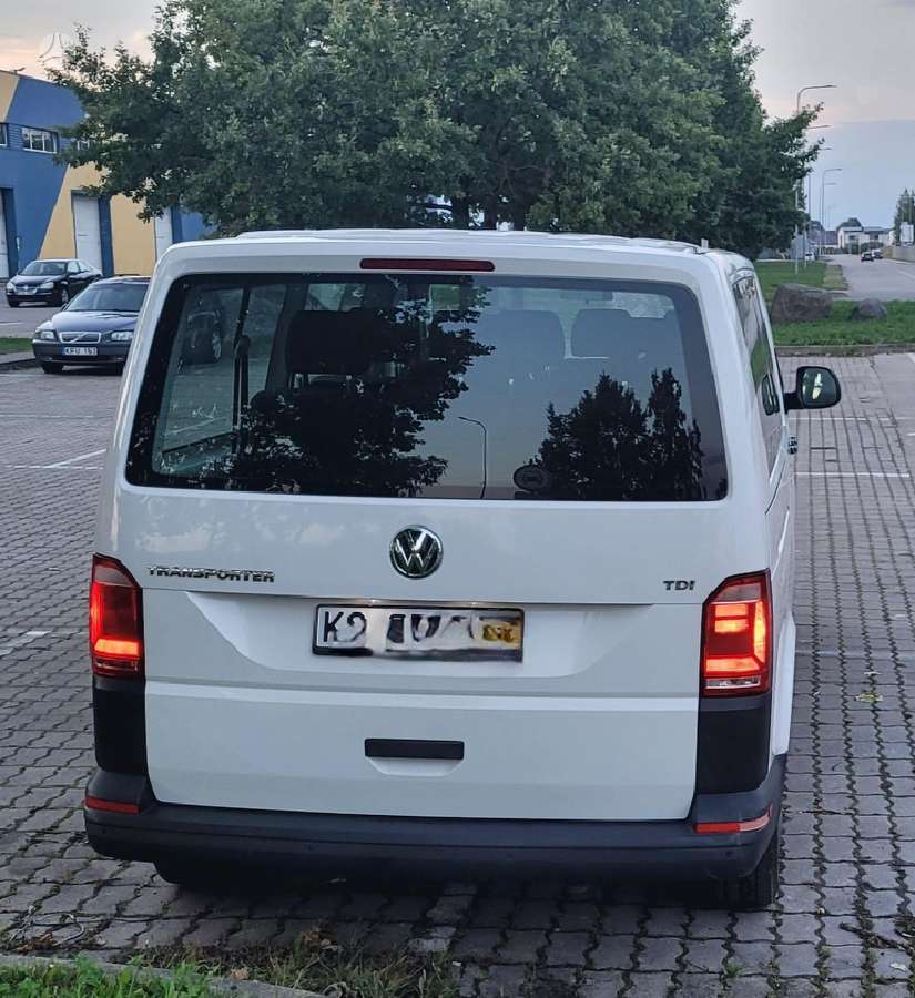 Volkswagen Transporter - 4