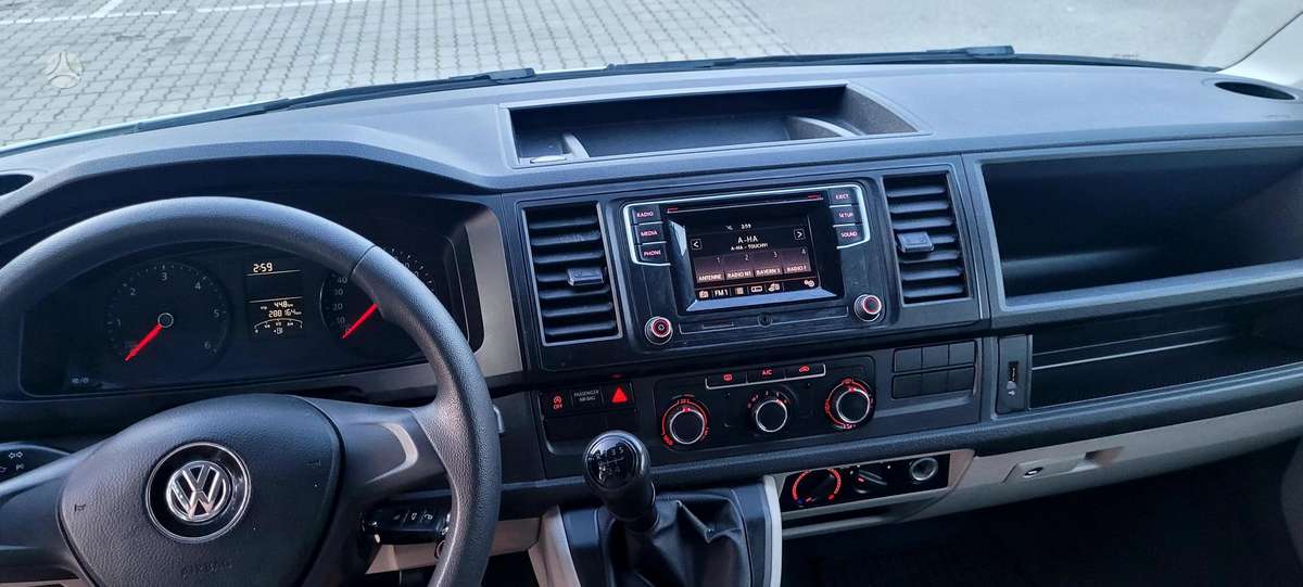 Volkswagen Transporter - 6