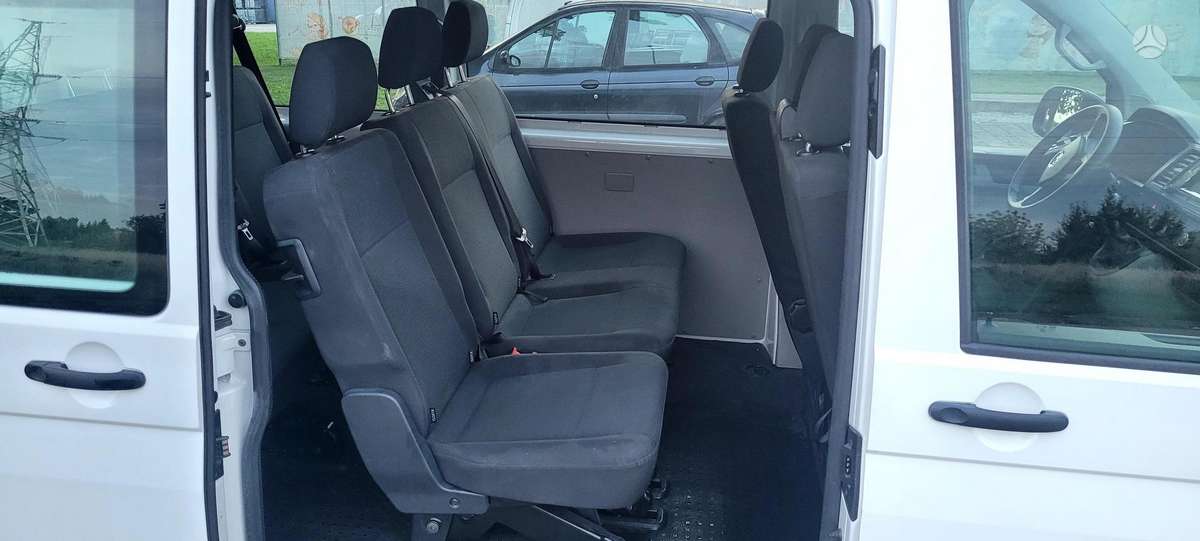 Volkswagen Transporter - 11