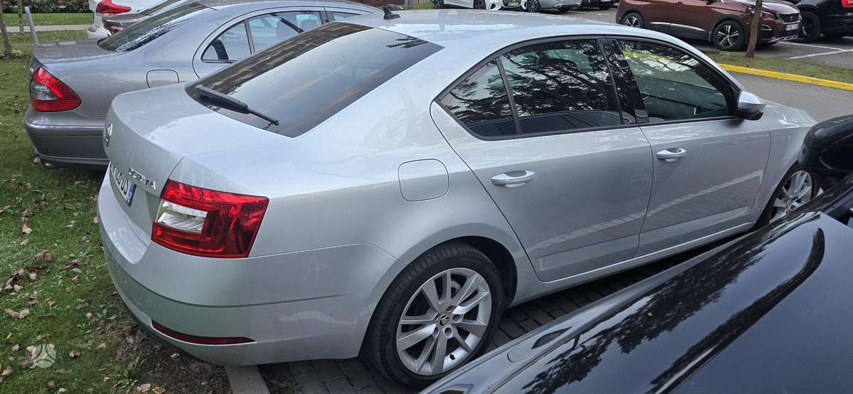 Škoda Octavia - 5