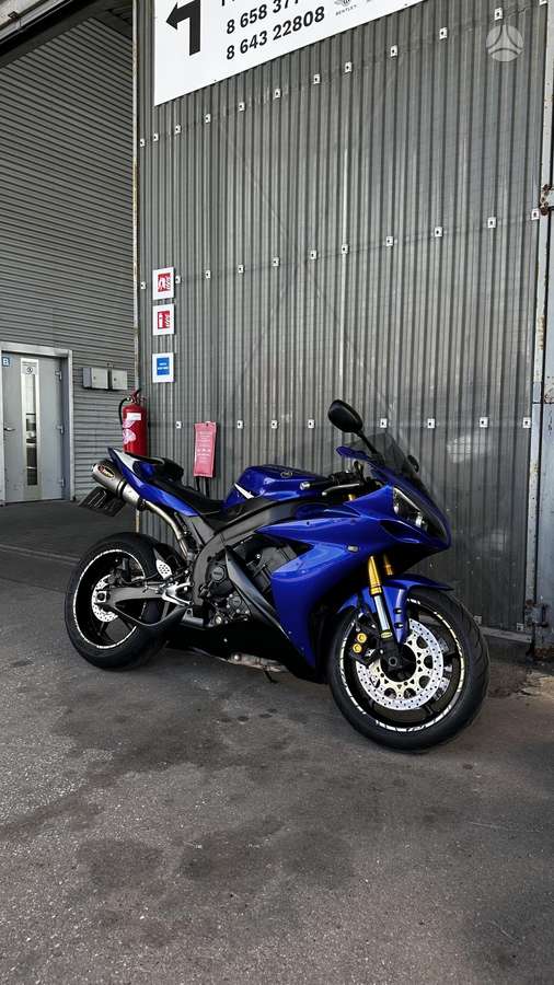 Yamaha R1 1000cc, спортбайки / superbikes
