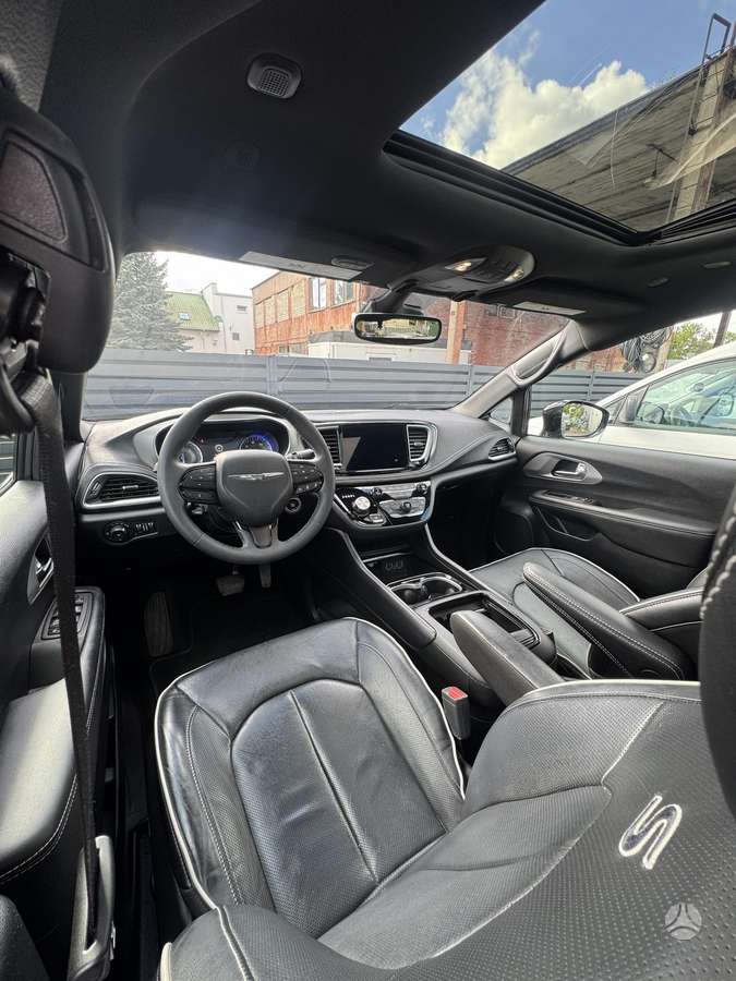 Chrysler Pacifica, 3.6 l., Минивэн