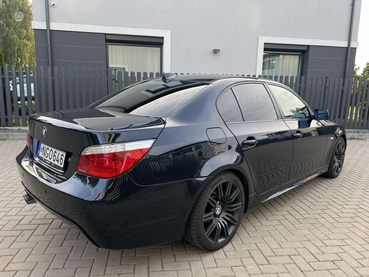 BMW 530, 3.0 l., Седан