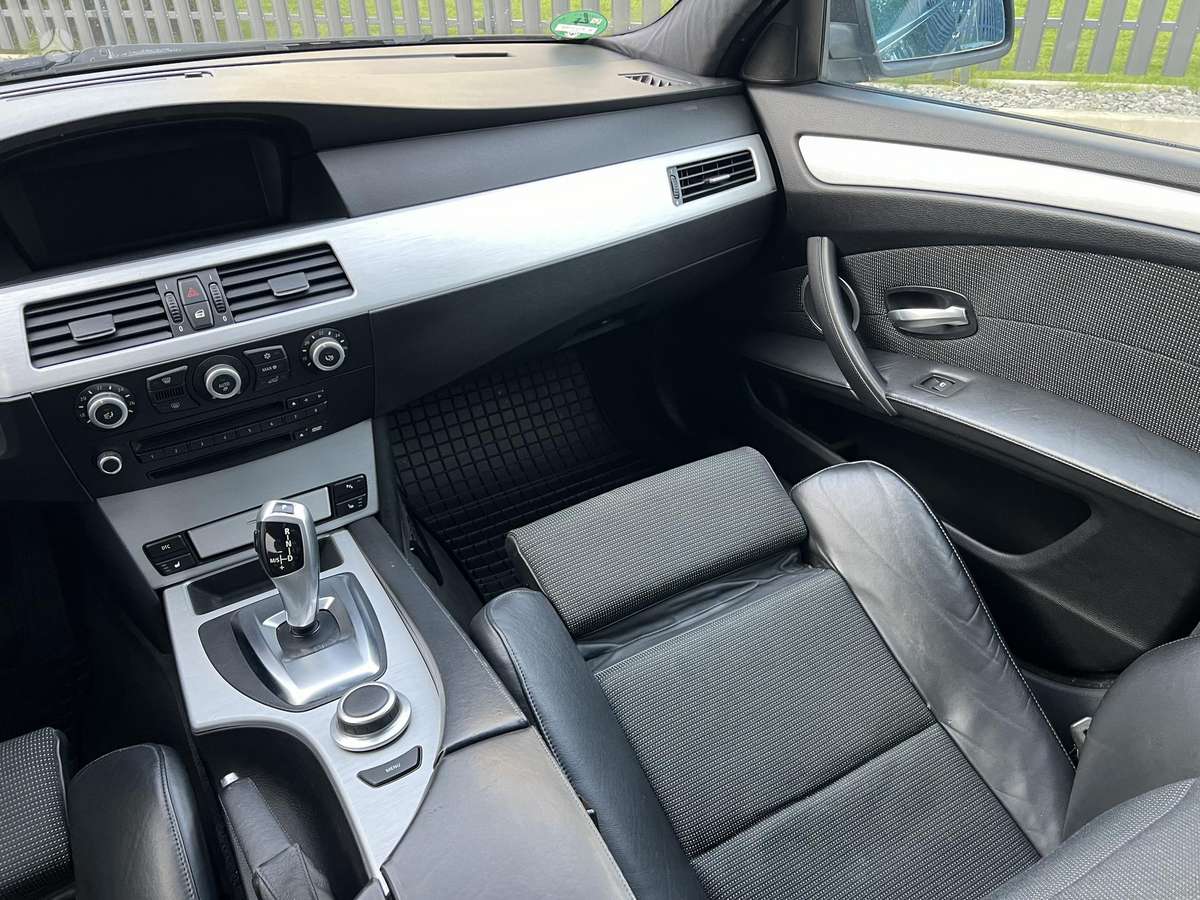 BMW 530, 3.0 l., Седан
